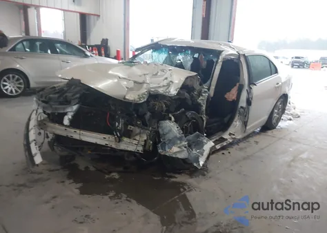 2010 Ford Fusion Se z USA, uszkodzony, nr VIN 3FAHP0HA4AR288026